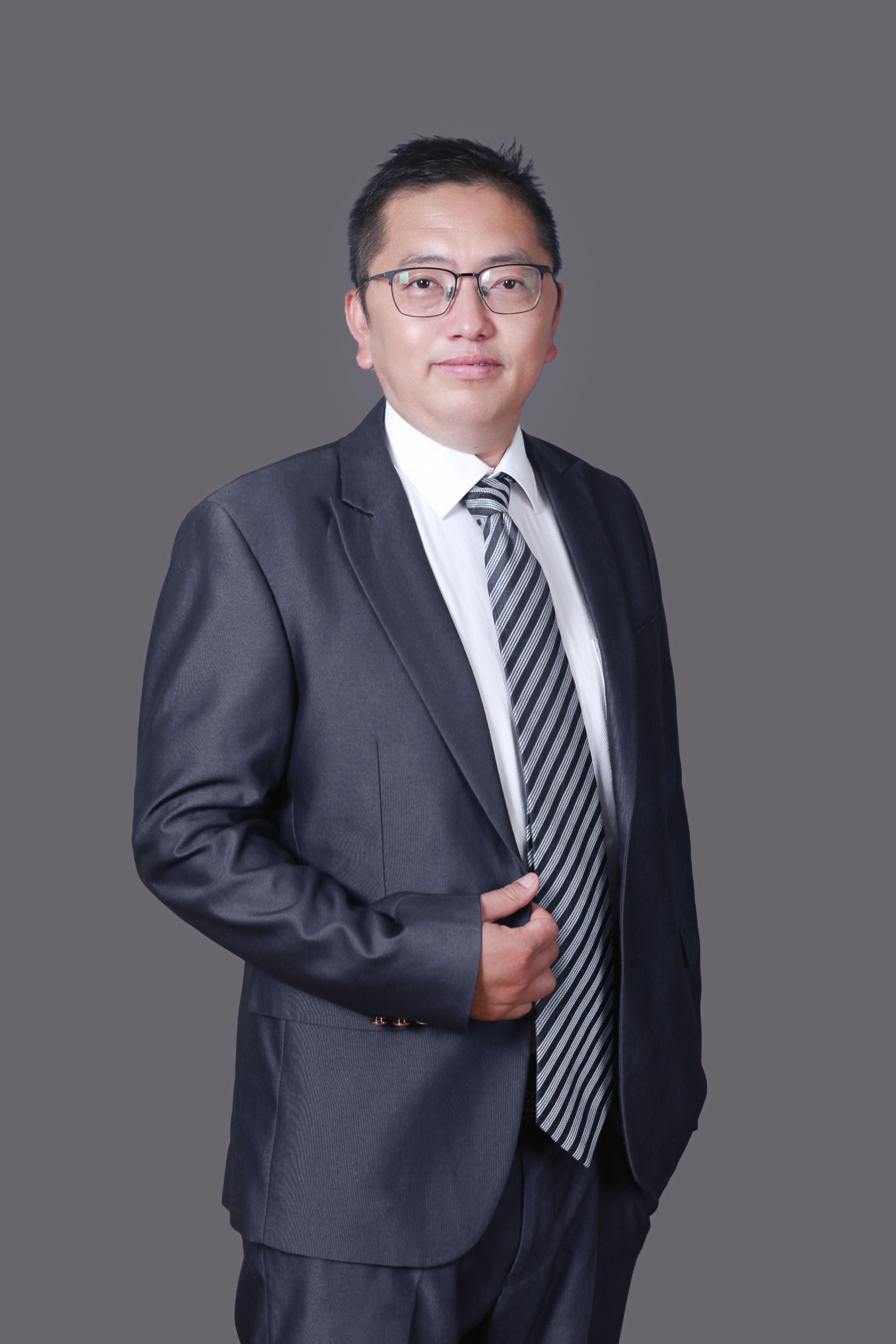  罗良伟