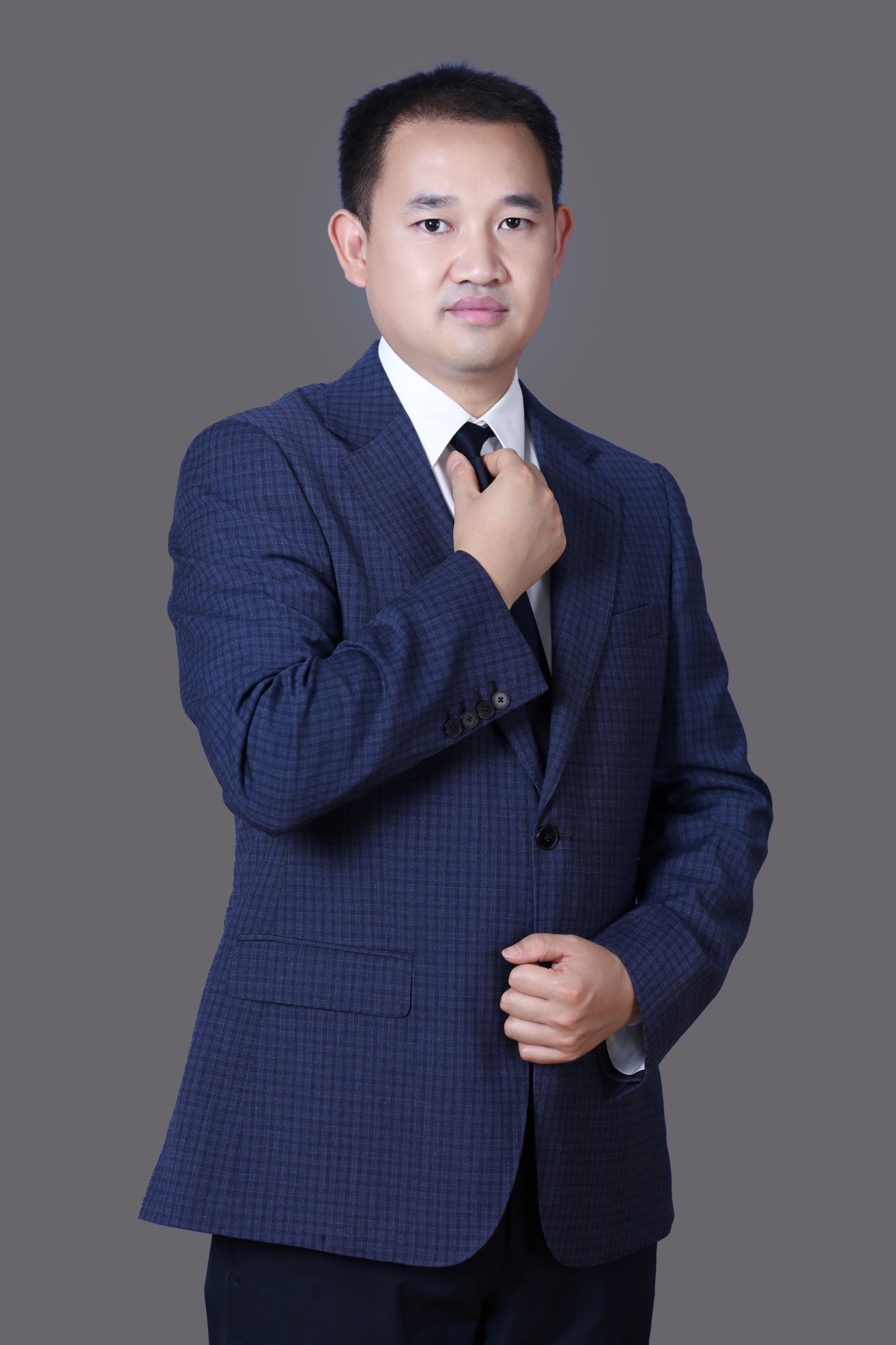  张正杰
